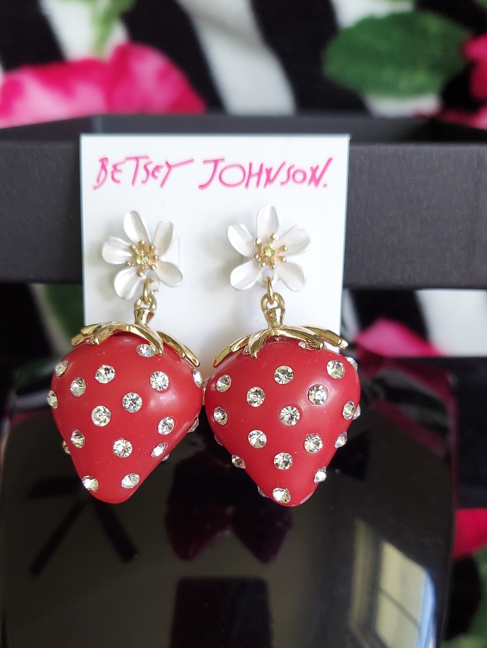 Nwt Betsey Johnson Red Strawberry Crystal Drop Earrings with Floral Studs
